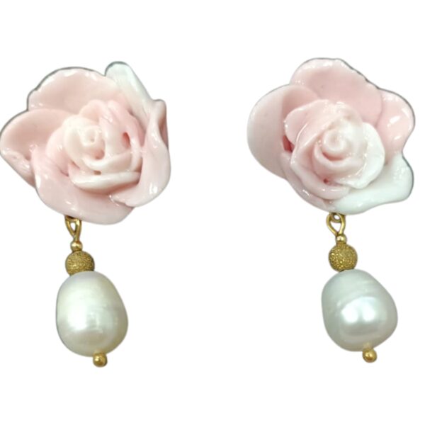 Rose earrings with pearls by Romana Jewelry